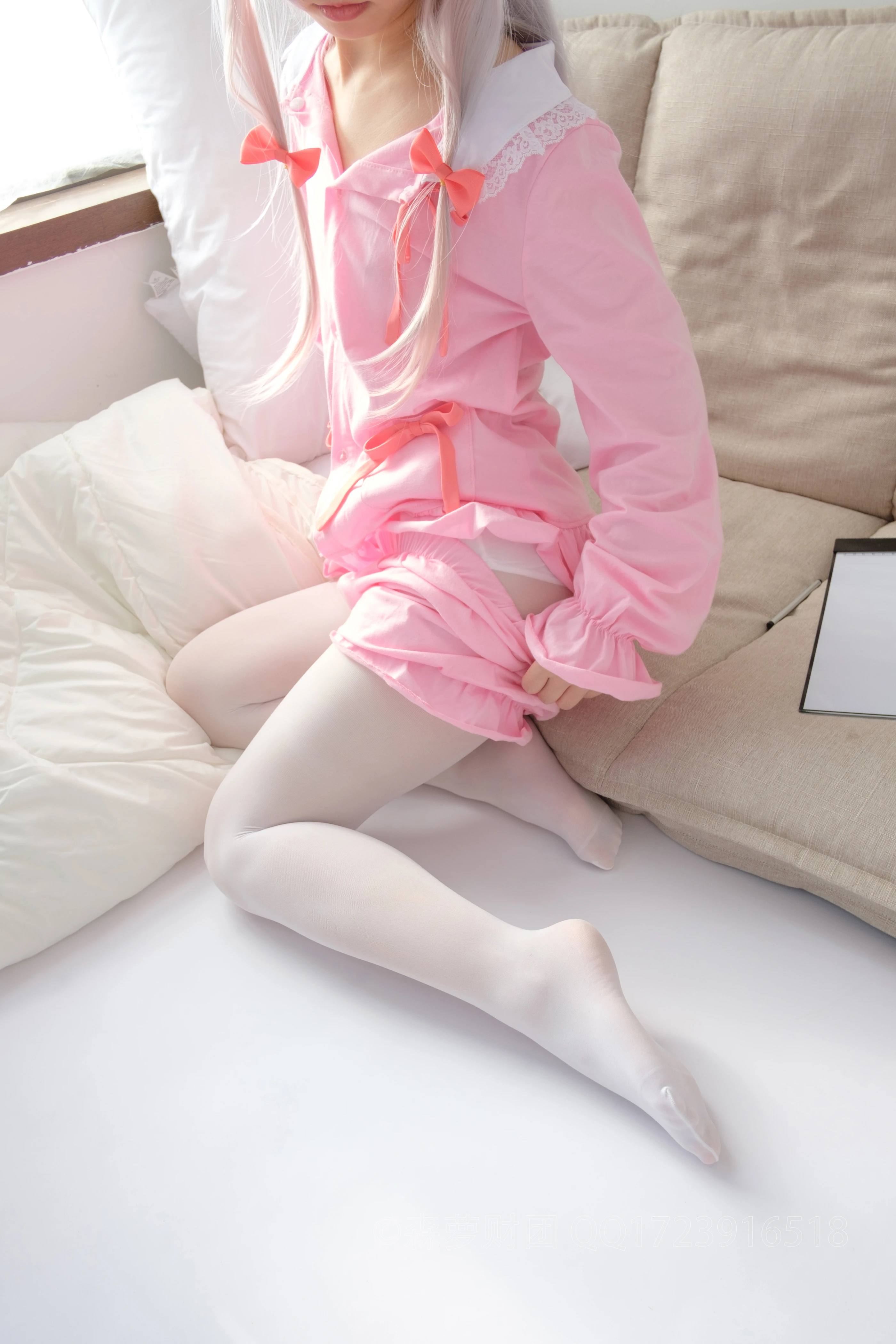 森萝财团 [ALPHA-015] 粉衣白丝 [102P]插图2